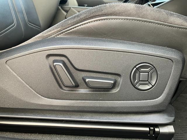 Ｑ３ ３５ＴＦＳＩ　Ｓライン　スマートフォンインターフェイス　ブラックスタイリング　プライバシーガラス　アダプティブクルーズコントロール　サイドアシスト　レーンアシスト　パーシャルレザーシート　シートヒーター（20枚目）