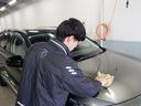 専任スタッフが1台ずつ丁寧に車両を仕上げております。