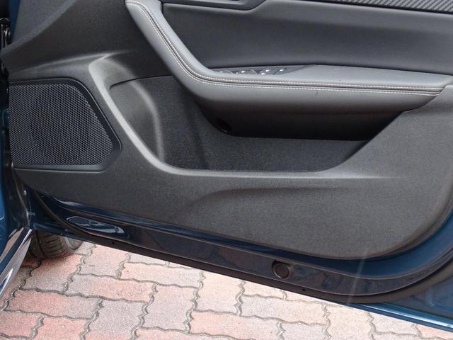 SW GTライン 元試乗車/フルパッケージ/純正ナビ/ETC2.0/新車保障継承/1.6Lガソリンモデル/フルレザーシート/フロントシートヒーター/ナイトビジョン/アクティブサスペンション/セーフティブレーキ/ACC(15枚目)