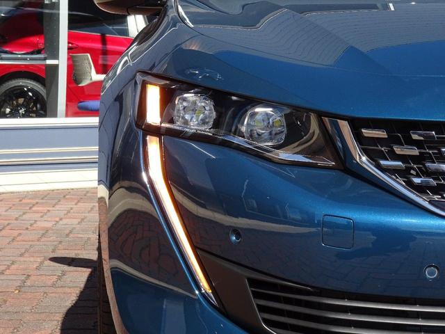 SW GTライン 元試乗車/フルパッケージ/純正ナビ/ETC2.0/新車保障継承/1.6Lガソリンモデル/フルレザーシート/フロントシートヒーター/ナイトビジョン/アクティブサスペンション/セーフティブレーキ/ACC(63枚目)