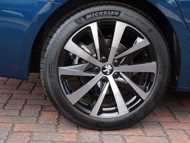 SW GTライン 元試乗車/フルパッケージ/純正ナビ/ETC2.0/新車保障継承/1.6Lガソリンモデル/フルレザーシート/フロントシートヒーター/ナイトビジョン/アクティブサスペンション/セーフティブレーキ/ACC(66枚目)