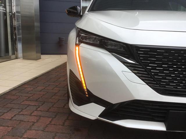 SW GTハイブリッド 新車保証継承/元試乗車/PHEV/サンルーフ/純正ナビ/電動テールゲート/電動シート/シートヒーター/ハンドルヒーター/LEDライト/ACC/セーフティブレーキ/レーンキープ/CarPlay/(14枚目)