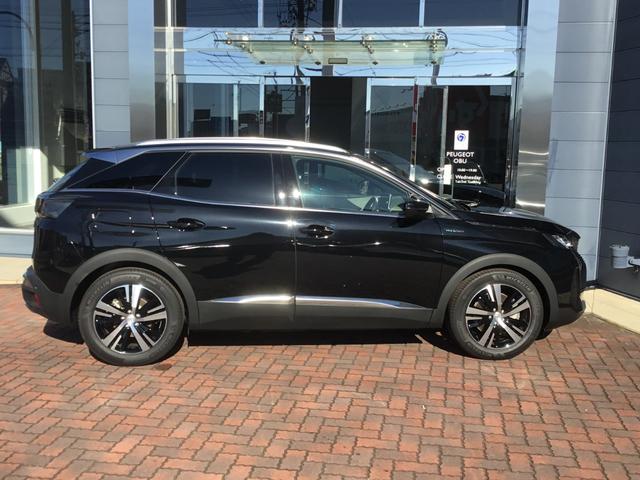 GTハイブリッド4 新車保証継承/PHEV/パノラミックサンルーフ/電動テールゲート/シートヒーター/LEDライト/ACC/セーフティブレーキ/前後コーナーセンサー/バックカメラ/カープレイ/アンドロイドオート(6枚目)