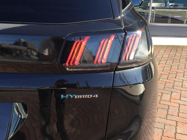 GTハイブリッド4 新車保証継承/PHEV/パノラミックサンルーフ/電動テールゲート/シートヒーター/LEDライト/ACC/セーフティブレーキ/前後コーナーセンサー/バックカメラ/カープレイ/アンドロイドオート(18枚目)
