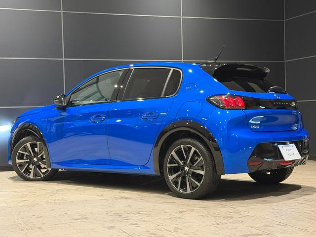 ２０８ ＧＴ　正規認定中古車／ＥＴＣ／パノラミックガラスルーフ／前席シートヒーター／バックカメラ／前後コーナーセンサー／ＡＣＣ／ＢＳＭ／ＡＡＣ／テップレザー＆アルカンタラシート／カープレイ／アンドロイドオート（10枚目）