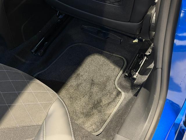 ２０８ ＧＴ　正規認定中古車／ＥＴＣ／パノラミックガラスルーフ／前席シートヒーター／バックカメラ／前後コーナーセンサー／ＡＣＣ／ＢＳＭ／ＡＡＣ／テップレザー＆アルカンタラシート／カープレイ／アンドロイドオート（50枚目）