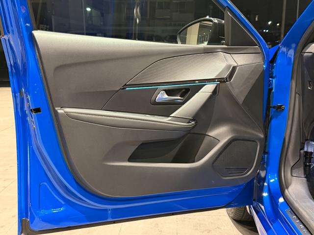 ２０８ ＧＴ　正規認定中古車／ＥＴＣ／パノラミックガラスルーフ／前席シートヒーター／バックカメラ／前後コーナーセンサー／ＡＣＣ／ＢＳＭ／ＡＡＣ／テップレザー＆アルカンタラシート／カープレイ／アンドロイドオート（59枚目）