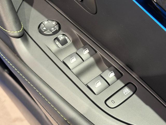 ２０８ ＧＴ　正規認定中古車／ＥＴＣ／パノラミックガラスルーフ／前席シートヒーター／バックカメラ／前後コーナーセンサー／ＡＣＣ／ＢＳＭ／ＡＡＣ／テップレザー＆アルカンタラシート／カープレイ／アンドロイドオート（60枚目）