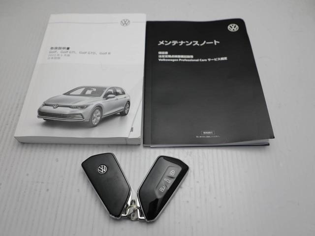 ゴルフ ｅＴＳＩスタイル　プラチナムエディション　認定中古車　アダクティブクルーズコントロール（全車速追従機能付き）　レーンキープアシスト　レーンチェンジアシスト　パークディスタンスコントロール　リヤトラフィックアラート　デジタルメータークラスター（18枚目）