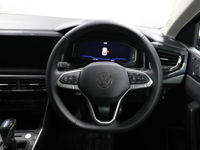 ポロ 認定中古車 アダクティブクルーズコントロール(全車速追従機能付き) レーンキープアシスト パークディスタンスコントロール レーンチェンジアシスト リヤトラフィックアラート デジタルメータークラスター(13枚目)