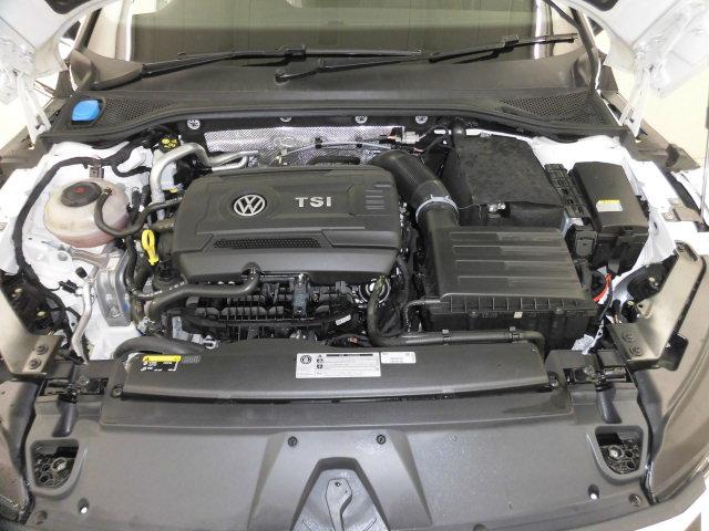 TSI 4モーション Rライン 認定中古車 キーレスエントリー 盗難防止システム 記録簿 4WD サイドエアバッグ ナビ バックモニター ステアリングスイッチ(17枚目)