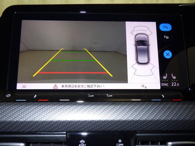 ゴルフ ｅＴＳＩ　Ｒライン　認定中古車　ワンセグＴＶ　シートヒーター　アルミホイール　スマートキー　盗難防止システム　記録簿　サイドエアバッグ　横滑り防止装置　アダプティブクルーズコントロール（8枚目）