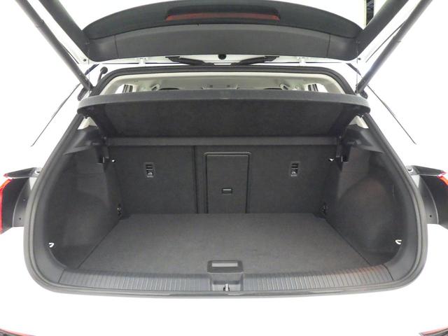 �[���ȗe�ʂ��m�ۂ����g�����N���[���́A��Ȃ�|���΂���ɑ傫�ȉו������[�\�ł��B