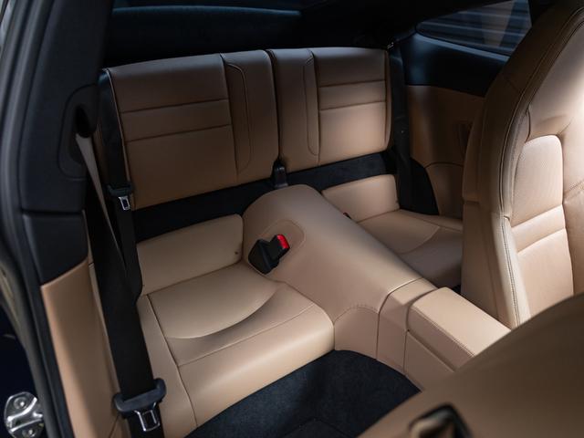 ９１１ ９１１カレラ４Ｓ　ナイトブルーメタリック／ベージュ　ＰＤＫ　右Ｈ　パワーステアリング　プラス　２０／２１インチ　ＲＳ　Ｓｐｙｄｅｒ　Ｄｅｓｉｇｎホイール　レーンチェンジアシスト（12枚目）