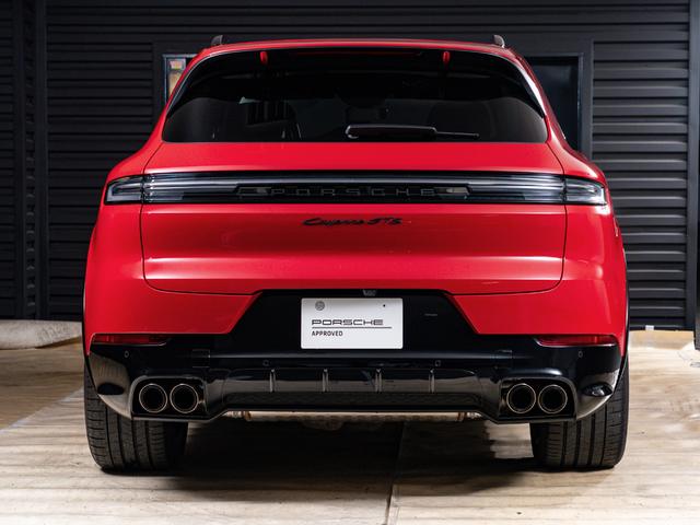 カイエン GTS カーマインレッド/ブラック ティプトロニックS 右H スポーツクロノ パッケージ リア アクスル ステアリング アダプティブ スポーツシート パッセンジャーディスプレイ(5枚目)