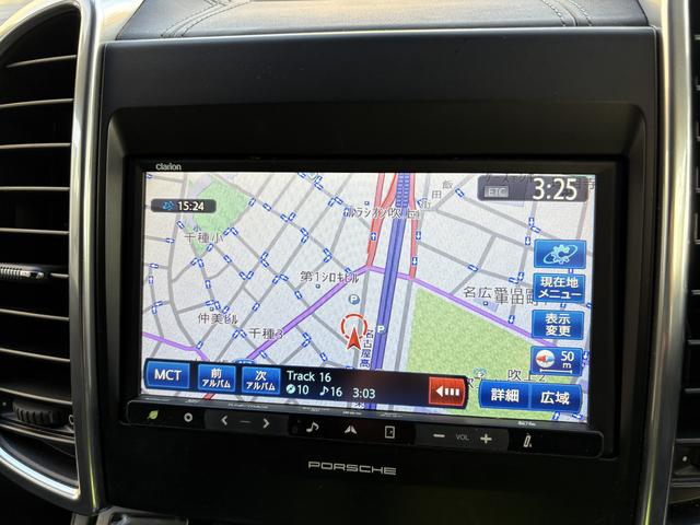 カイエン GTS ホワイト/ブラック ティプトロニックS 右H オートマチックテールゲート 21 インチ911 ターボII ホイール ライトコンフォートパッケージ シートヒーター(フロントおよびリア)(19枚目)