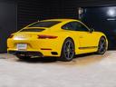 911 911カレラT レーシングイエロー/ブラック PDK 右H クロノパッケージ Carrera Tインテリア パッケージ グレートップウィンドスクリーン レーンチェンジアシスト パークアシスト(リバーシングカメラつき) 中古車画像_3