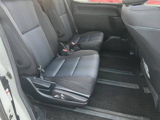 ヴォクシー ZS 左右パワ-スライド 9インチ TV バックカメラ リアモニター(6枚目)