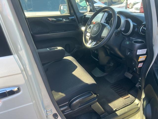 N-BOXカスタム G SSパッケージ ナビ TV バックカメラ(15枚目)