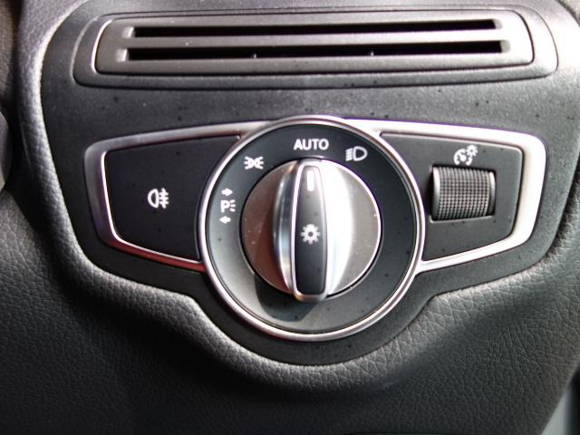 GLC220d 4マチック クーペ AMGライン レザーエクスクルーシブPKG ガラスサンルーフ レーダーセーフティPK 360°カメラ メルセデスミーコネクト ブルメスタサウンド ヘッドアップディスプレイ ETC ワイヤレスチャージ LEDライト(31枚目)