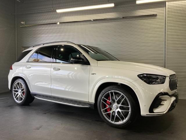 ＧＬＥ ＧＬＥ５３　４マチック＋　ＡＭＧデザインＰＫＧ　パノラミックＳ／Ｒ　レーダーセーフティＰＫＧ　ヘッドアップディスプレイ　ブルメスタサウンド　３６０°カメラ　赤黒本革　ＡＭＧカーボンファイバーインテリアトリム　Ｆベンチレーター（5枚目）