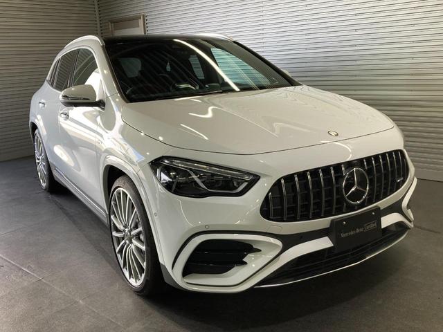 ＧＬＡクラス ＧＬＡ３５　４マチック　ＡＭＧパフォーマンスＰＫＧ　アドバンスドＰＫＧ　デジタルホワイト　パノラミックＳ／Ｒ　Ｆメモリー付パワーシート＆ヒーター　ヘッドアップディスプレイ　３６０°カメラ　ＬＥＤライト　ＡＭＧ２１インチアルミ（7枚目）