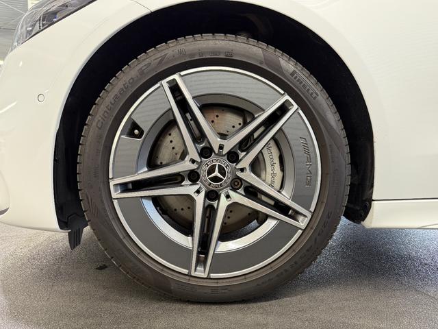 Ｃクラスステーションワゴン Ｃ２２０ｄステーションワゴンアバンギルドＡＭＧライＰ　ベーシックＰＫＧ　ドライバーズＰＫＧ　パノラミックＳ／Ｒ　ヘッドアップディスプレイ　レーダーセーフティＰＫＧ　パワーゲート／フットオープナー　ワイヤレスチャージ　３６０°カメラ　メモリー付パワーシート（11枚目）