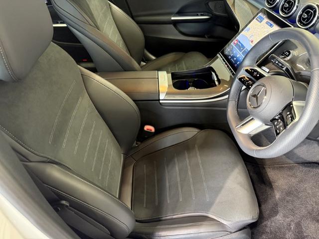 Ｃクラスステーションワゴン Ｃ２２０ｄステーションワゴンアバンギルドＡＭＧライＰ　ベーシックＰＫＧ　ドライバーズＰＫＧ　パノラミックＳ／Ｒ　ヘッドアップディスプレイ　レーダーセーフティＰＫＧ　パワーゲート／フットオープナー　ワイヤレスチャージ　３６０°カメラ　メモリー付パワーシート（41枚目）
