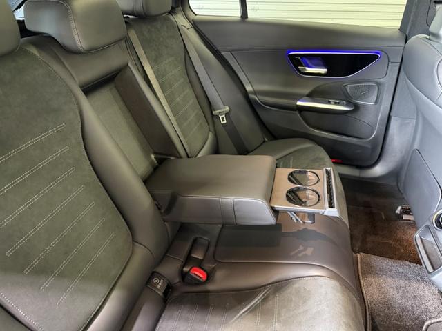 Ｃクラスステーションワゴン Ｃ２２０ｄステーションワゴンアバンギルドＡＭＧライＰ　ベーシックＰＫＧ　ドライバーズＰＫＧ　パノラミックＳ／Ｒ　ヘッドアップディスプレイ　レーダーセーフティＰＫＧ　パワーゲート／フットオープナー　ワイヤレスチャージ　３６０°カメラ　メモリー付パワーシート（51枚目）