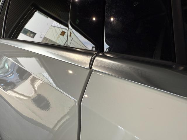 Ｃクラスステーションワゴン Ｃ２２０ｄステーションワゴンアバンギルドＡＭＧライＰ　ベーシックＰＫＧ　ドライバーズＰＫＧ　パノラミックＳ／Ｒ　ヘッドアップディスプレイ　レーダーセーフティＰＫＧ　パワーゲート／フットオープナー　ワイヤレスチャージ　３６０°カメラ　メモリー付パワーシート（63枚目）