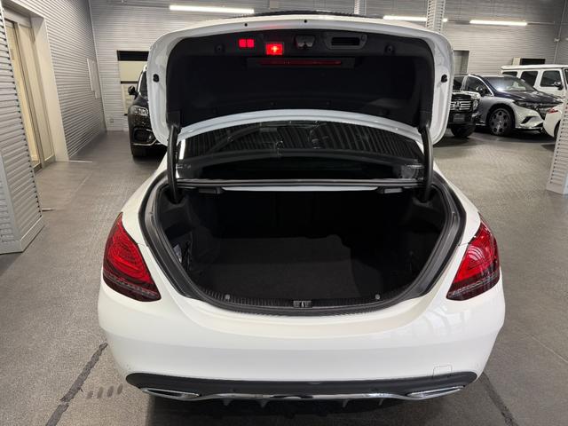 Ｃクラス Ｃ２２０ｄローレウスエディションスポーツプラスパック　レーダーセーフティＰＫＧ　Ｆメモリー付パワーシート＆シートヒーター　ヘッドアップディスプレイ　ワイヤレスチャージ　バックカメラ　パワートランク／フットオープナー付　キーレスゴー　ＡＲＴＩＣＯレザー（50枚目）