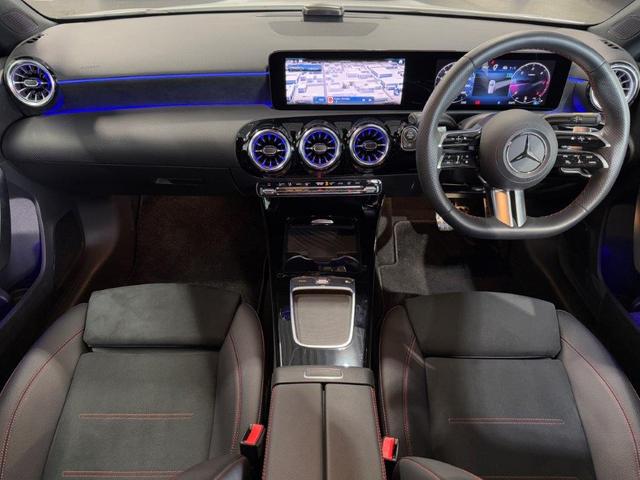 Ａクラス Ａ２００ｄ　ＡＭＧラインパッケージ　レーダーセーフティＰＫＧ　Ｆメモリー付パワーシート＆シートヒーター　ワイヤレスチャージ　キーレスゴー　メルセデスミーコネクト　バックカメラ　ＬＥＤライト　レザーＡＲＴＩＣＯ／ＭＩＣＲＯＣＵＴ　純正ナビ（43枚目）