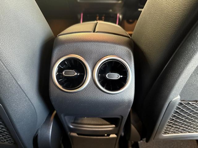 GLAクラス GLA200d 4マチック アーバンスターズ ドライビングアシスタンスPKG 360°カメラ オフロードエンジニアリングPKG Fメモリー付パワーシート&ヒーター デジタルコックピットディスプレイ 20インチAW パワーゲート/フットオープナー付(41枚目)