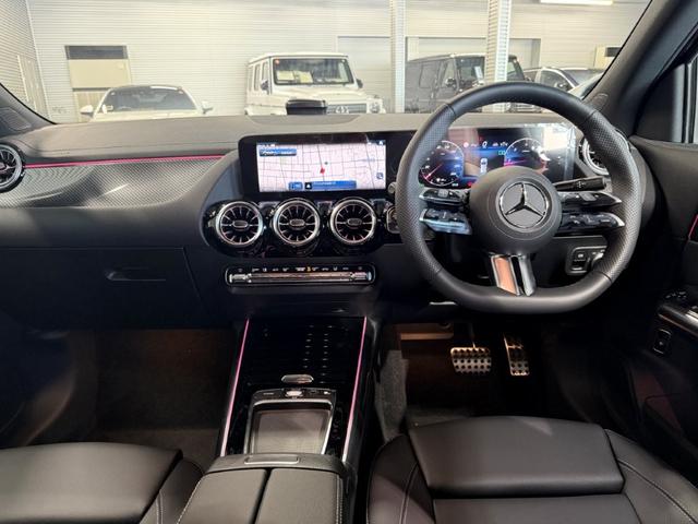 GLAクラス GLA200d 4マチック アーバンスターズ ドライビングアシスタンスPKG 360°カメラ オフロードエンジニアリングPKG Fメモリー付パワーシート&ヒーター デジタルコックピットディスプレイ 20インチAW パワーゲート/フットオープナー付(43枚目)