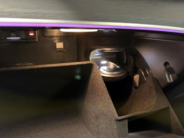 GLS GLS450d 4マチック AMGラインパッケージ パノラミックSR ブルメスタサウンド ヘッドアップディスプレイ ドアクロージングサポート メモリー付パワーシート&ヒーター&ベンチレーター パワーゲート/フットオープナー エアバランスPKG ARナビ(49枚目)