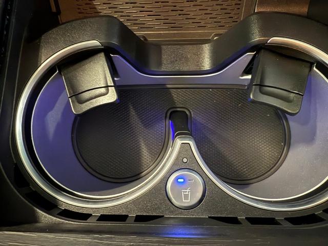 GLS GLS450d 4マチック AMGラインパッケージ パノラミックSR ブルメスタサウンド ヘッドアップディスプレイ ドアクロージングサポート メモリー付パワーシート&ヒーター&ベンチレーター パワーゲート/フットオープナー エアバランスPKG ARナビ(25枚目)