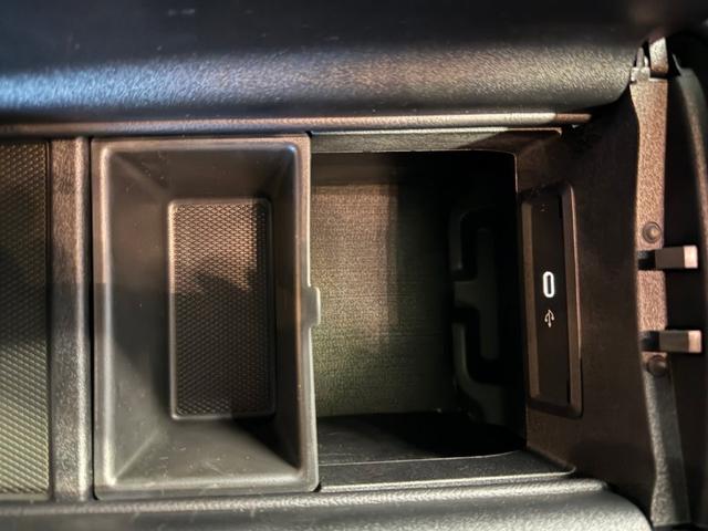 GLS GLS450d 4マチック AMGラインパッケージ パノラミックSR ブルメスタサウンド ヘッドアップディスプレイ ドアクロージングサポート メモリー付パワーシート&ヒーター&ベンチレーター パワーゲート/フットオープナー エアバランスPKG ARナビ(28枚目)