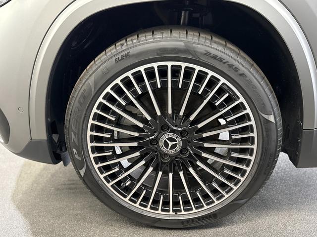 ＥＱＡ ＥＱＡ２５０＋ＡＭＧレザーエクスクルーシブパッケージ　ＡＭＧラインＰＫＧ　アドバンスドＰＫＧ　パノラミックＳ／Ｒ　ブルメスタサウンド　ヘッドアップディスプレイ　ドライビングアシスタンスＰＫＧ　３６０°カメラ　Ｆメモリー付パワーシート　ＡＲナビ　黒本革仕様（12枚目）