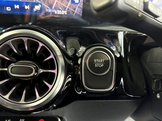 ＥＱＡ ＥＱＡ２５０＋ＡＭＧレザーエクスクルーシブパッケージ　ＡＭＧラインＰＫＧ　アドバンスドＰＫＧ　パノラミックＳ／Ｒ　ブルメスタサウンド　ヘッドアップディスプレイ　ドライビングアシスタンスＰＫＧ　３６０°カメラ　Ｆメモリー付パワーシート　ＡＲナビ　黒本革仕様（30枚目）