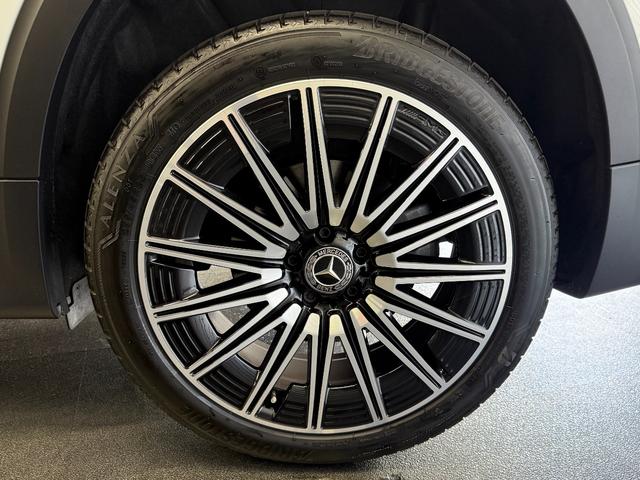 GLB GLB200d 4マチック AMGラインパッケージ レーダーセーフティPKG Fメモリー付パワーシート&シートヒーター ワイヤレスチャージ パワーゲート/フットオープナー付 360°カメラ キーレスゴー 20インチAW 三列目シート 禁煙 ワンオーナー(11枚目)