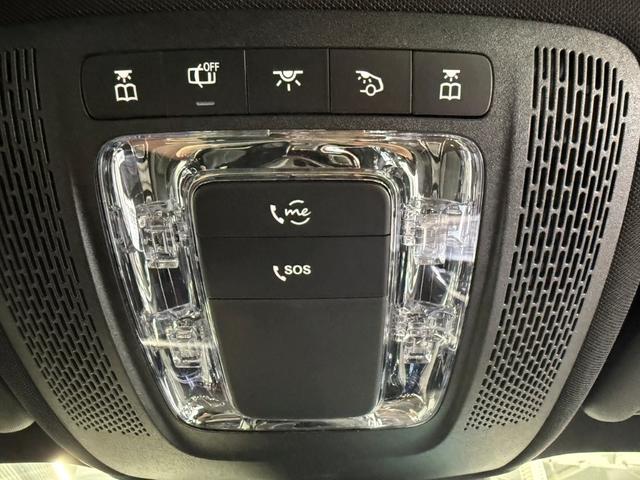 GLB GLB200d 4マチック AMGラインパッケージ レーダーセーフティPKG Fメモリー付パワーシート&シートヒーター ワイヤレスチャージ パワーゲート/フットオープナー付 360°カメラ キーレスゴー 20インチAW 三列目シート 禁煙 ワンオーナー(28枚目)