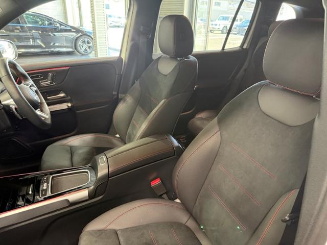 GLB GLB200d 4マチック AMGラインパッケージ レーダーセーフティPKG Fメモリー付パワーシート&シートヒーター ワイヤレスチャージ パワーゲート/フットオープナー付 360°カメラ キーレスゴー 20インチAW 三列目シート 禁煙 ワンオーナー(39枚目)