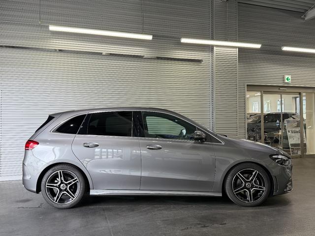 Bクラス B200d AMGラインパッケージ レーダーセーフティPKG Fメモリー付パワーシート&シートヒーター ワイヤレスチャージ パワーゲート/フットオープナー付 キーレスゴー メルセデスミーコネクト バックカメラ LEDライト ワンオーナー(6枚目)