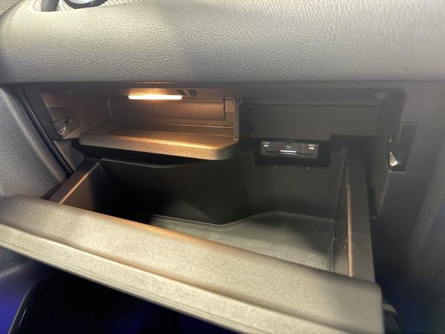 Bクラス B200d AMGラインパッケージ レーダーセーフティPKG Fメモリー付パワーシート&シートヒーター ワイヤレスチャージ パワーゲート/フットオープナー付 キーレスゴー メルセデスミーコネクト バックカメラ LEDライト ワンオーナー(31枚目)