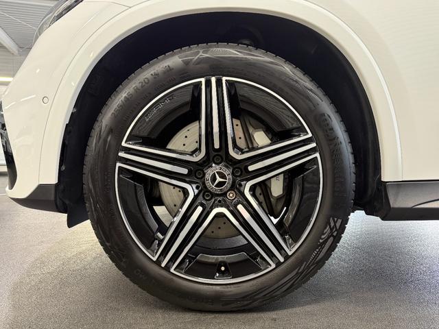 GLC GLC220d 4MクペドライバズP+AMGラインP レーダーセーフティPKG パノラミックS/R ワイヤレスチャージ Fメモリー付パワーシート FRシートヒーター パワーゲート/フットオープナー付 360°カメラ ミーコネクト 黒ARTICOレザー(10枚目)