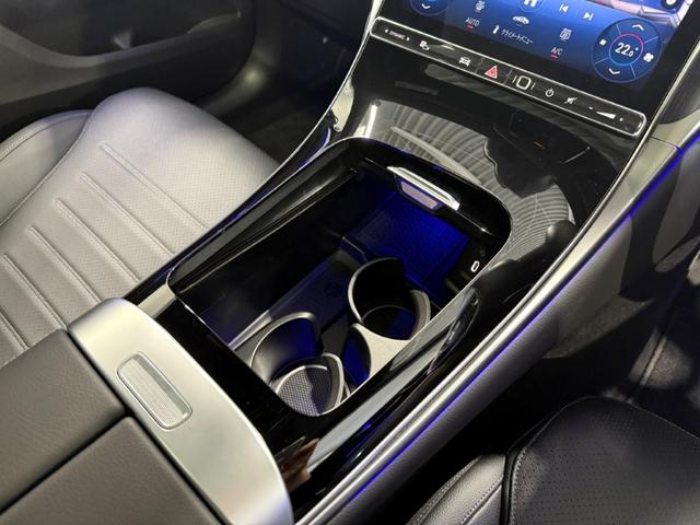 GLC GLC220d 4MクペドライバズP+AMGラインP レーダーセーフティPKG パノラミックS/R ワイヤレスチャージ Fメモリー付パワーシート FRシートヒーター パワーゲート/フットオープナー付 360°カメラ ミーコネクト 黒ARTICOレザー(21枚目)