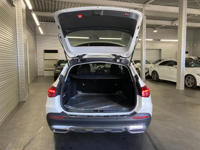 Ｃクラスオールテレイン Ｃ２２０ｄ　４マチック　オールテレイン　レーダーセーフティＰＫＧ　ヘッドアップディスプレイ　メモリー付パワーシート＆ヒーター　３６０°カメラ　パワーゲート／フットオープナー　キーレスゴー　ワイヤレスチャージ　ＬＥＤライト　レザーＡＲＴＩＣＯ（56枚目）