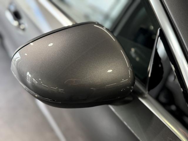 Aクラス A200d アーバンスターズ ドライビングアシスタンスPKG メモリー付パワーシート&ヒーター バックカメラ デジタルコックピットディスプレイ ワイヤレスチャージ キーレスゴー MBUXARナビ 18インチAW 禁煙 ワンオーナー(6枚目)