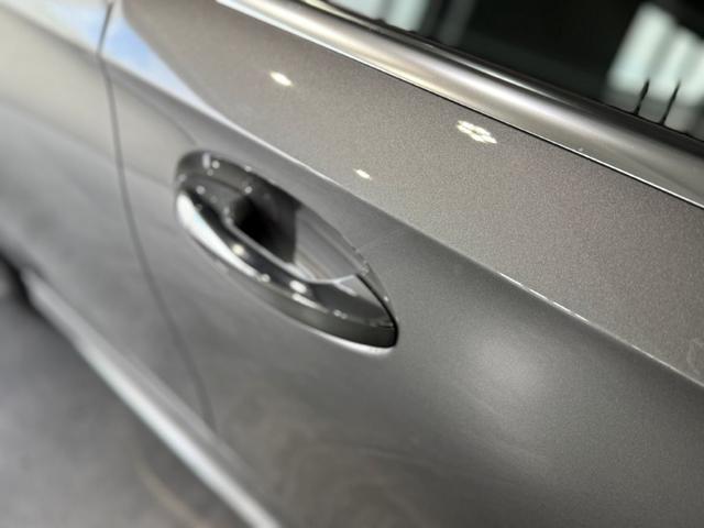 Aクラス A200d アーバンスターズ ドライビングアシスタンスPKG メモリー付パワーシート&ヒーター バックカメラ デジタルコックピットディスプレイ ワイヤレスチャージ キーレスゴー MBUXARナビ 18インチAW 禁煙 ワンオーナー(7枚目)