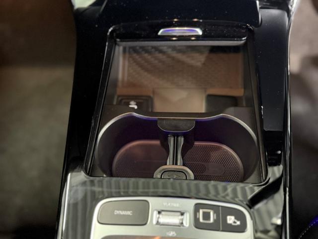 Aクラス A200d アーバンスターズ ドライビングアシスタンスPKG メモリー付パワーシート&ヒーター バックカメラ デジタルコックピットディスプレイ ワイヤレスチャージ キーレスゴー MBUXARナビ 18インチAW 禁煙 ワンオーナー(19枚目)